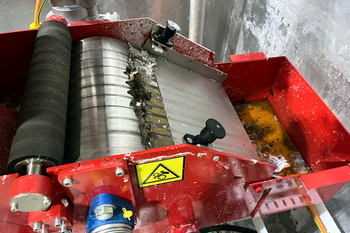 Separadores magnéticos rotativos MVS – filtración del baño de pretratamiento en una planta de pintura de automóviles
