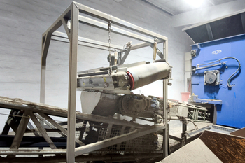 Overband magnético DND-AC M3 F PANTHER - trituración de palés de madera