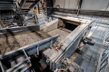 Separador de corrientes de Foucault ECS – clasificación de metales no férricos de la escoria de incineración