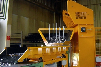 Alimentador vibratorio de distribución - clasificación de fracciones finas y preparación del material