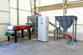 Separador de metales no ferrosos ECS con alimentador vibratorio – separación de aluminio en el reciclaje de metales