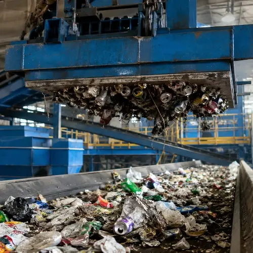 Reciclaje y procesamiento de residuos