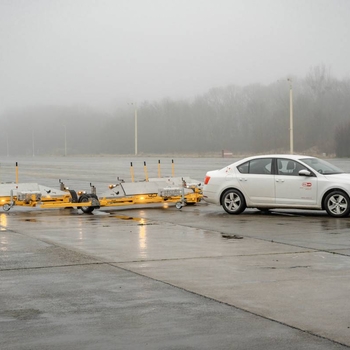 Escoba magnética MSA 9000 EAGLE para aeropuertos y grandes superficies